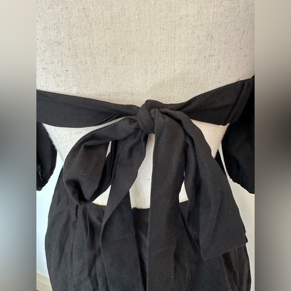 Zimmerman Mae Cut Out Linen Puff Sleeve Mini Dress Black Scalloped NWOT SZ 6 - Picture 7 of 12